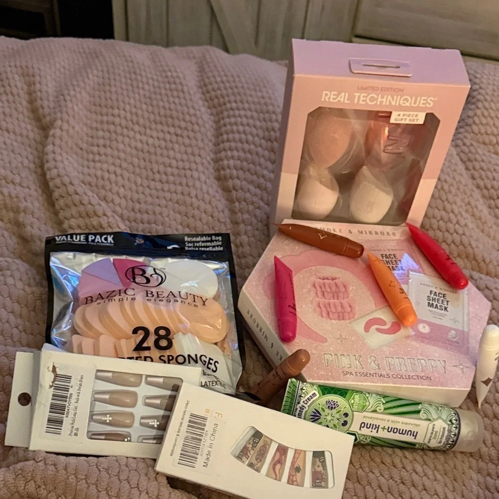 Beauty and Skincare Bundle with Sponges and Masks